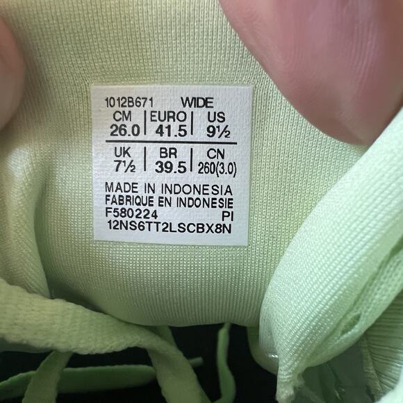 Asics Womens Gel Kayano 31 Yellow Road Running Shoes Sneakers Size 9.5 Wide - Picture 14 of 16